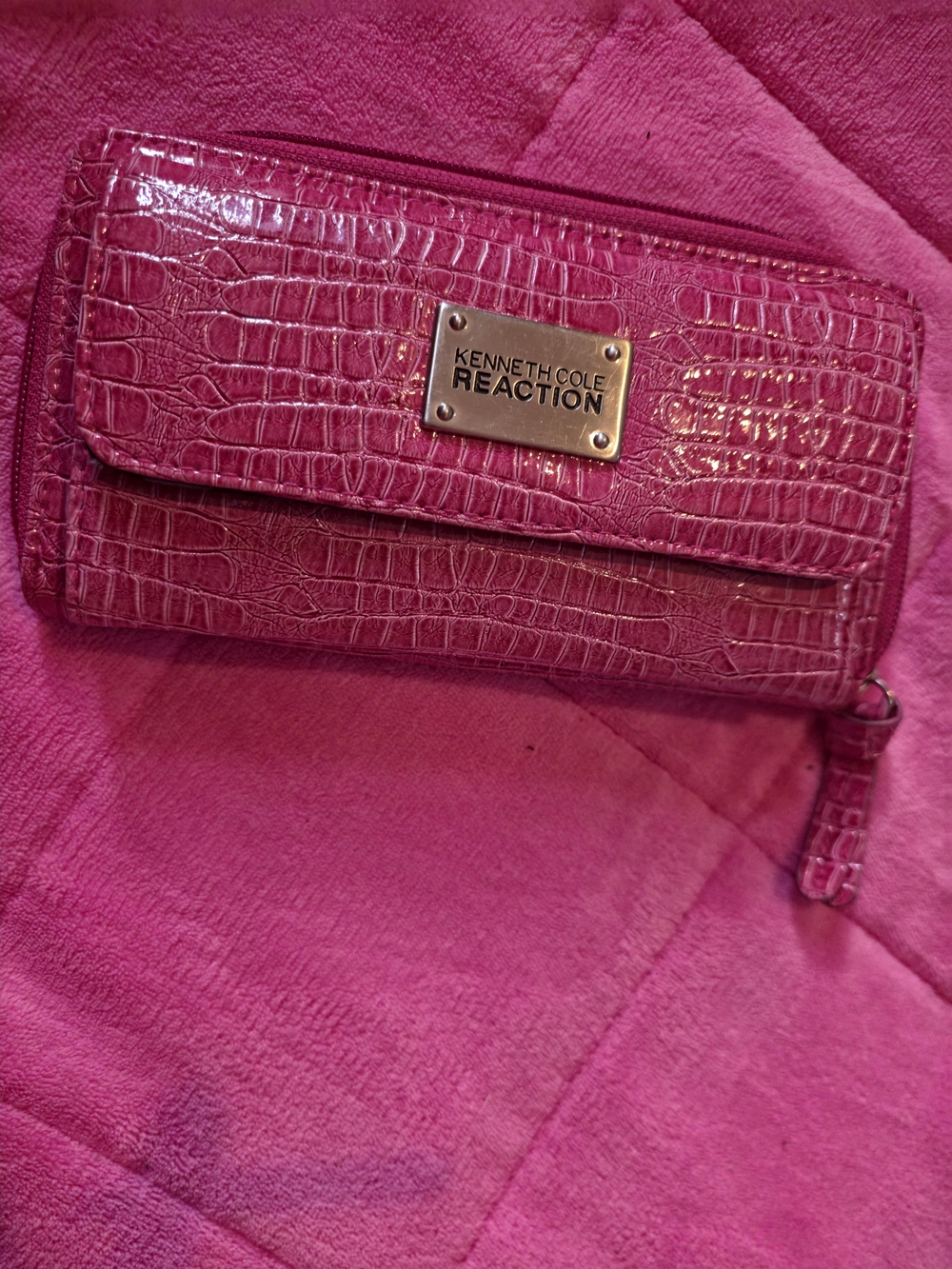 KENNETH COLE Pink Alligator Skin Patent Leather Wallet